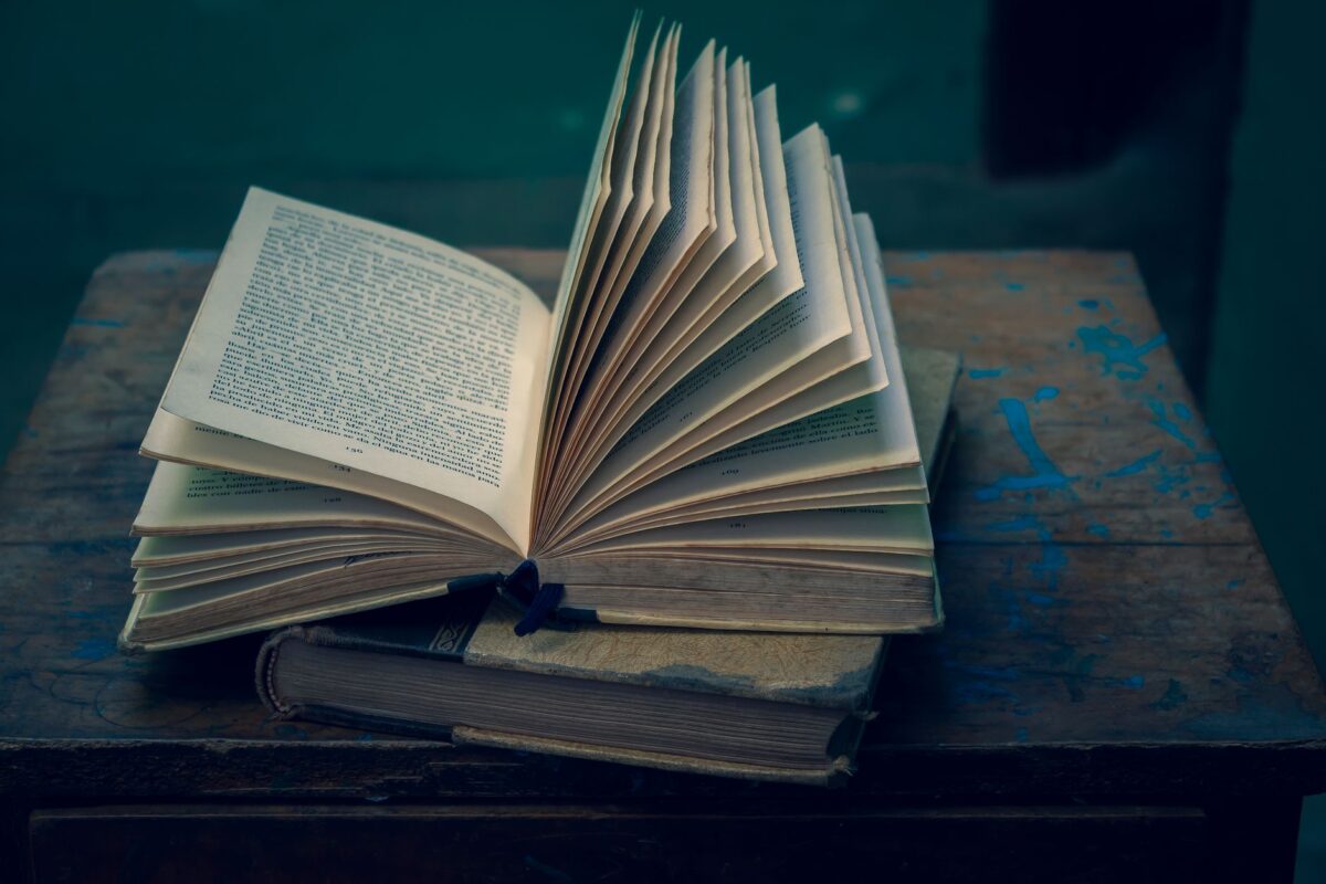 academic love rival qu apprend récit
